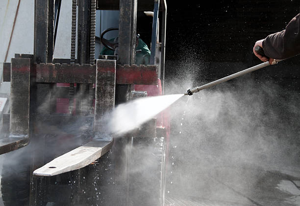 Best Driveway Pressure Washing  in Pampa, TX